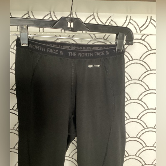 The North Face Black Leggings – Size Small - Picture 2 of 3